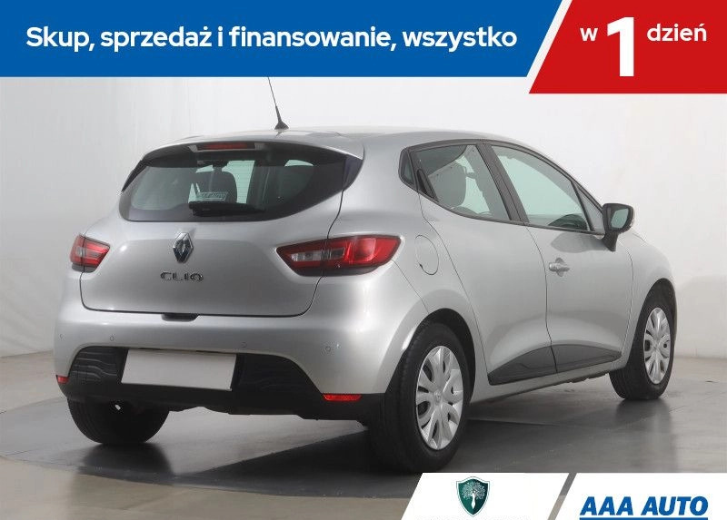 Renault Clio cena 36000 przebieg: 123294, rok produkcji 2016 z Przasnysz małe 137